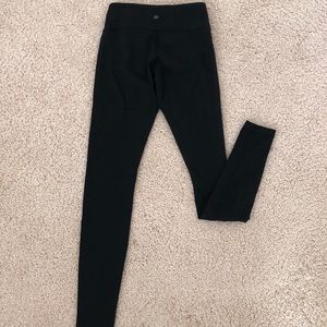 Lululemon Wunder Under black full length leggings